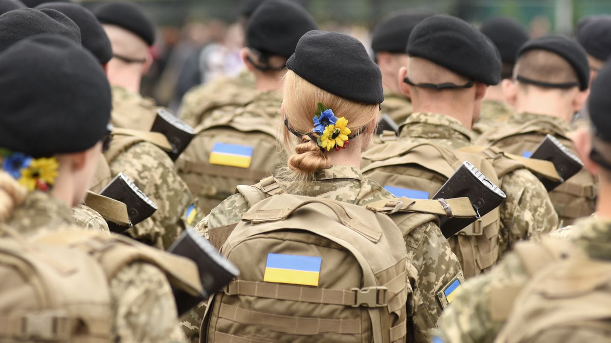 Ukrajinští vojáci dorazili do Česka. Armáda jim tu pomůže s výcvikem